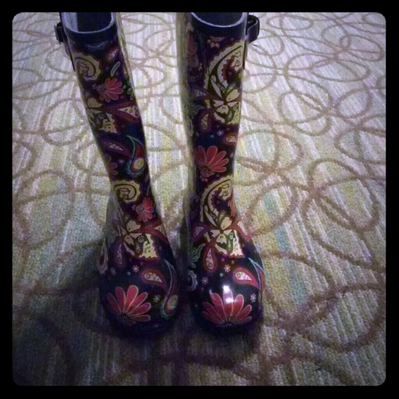 Water boots