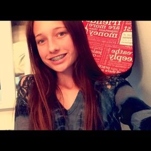 Meet your Posher, Leah