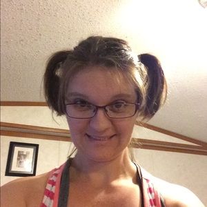 Meet your Posher, Rebbecca