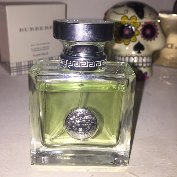 Versace perfum