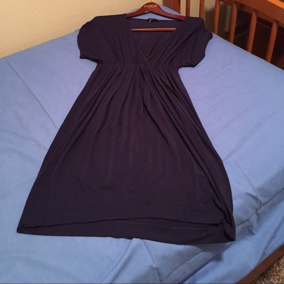V-neck dress