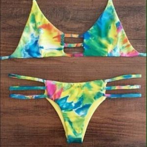 Multicolored bikini top