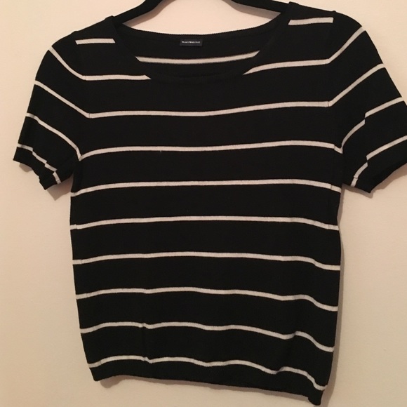 Brandy Melville short tee black and white stripes