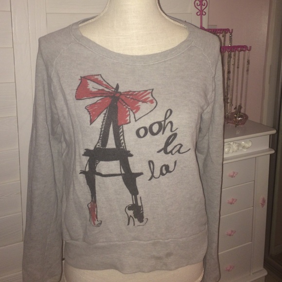 Forever 21 adorable grey sweatshirt