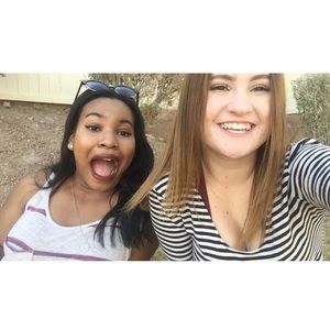 Meet your Posher, Desiree