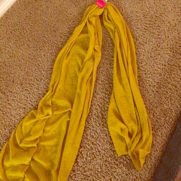 Brand new yellow scarf