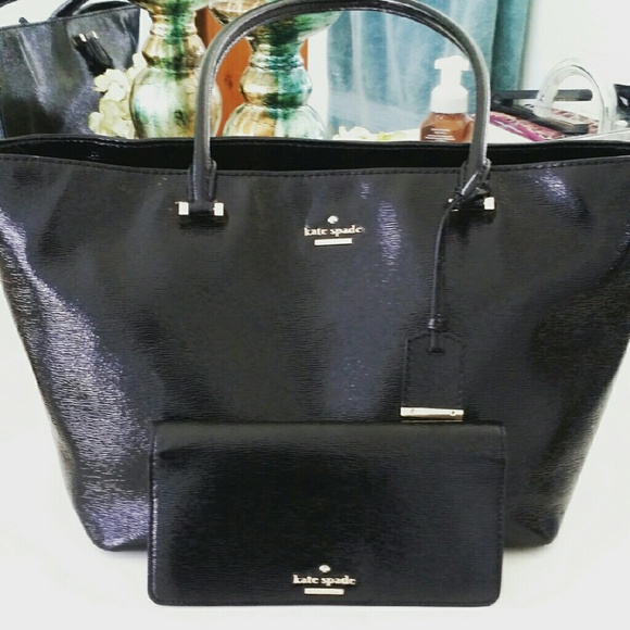 "SOLD!" Kate Spade Black Leather Purse & Wallet