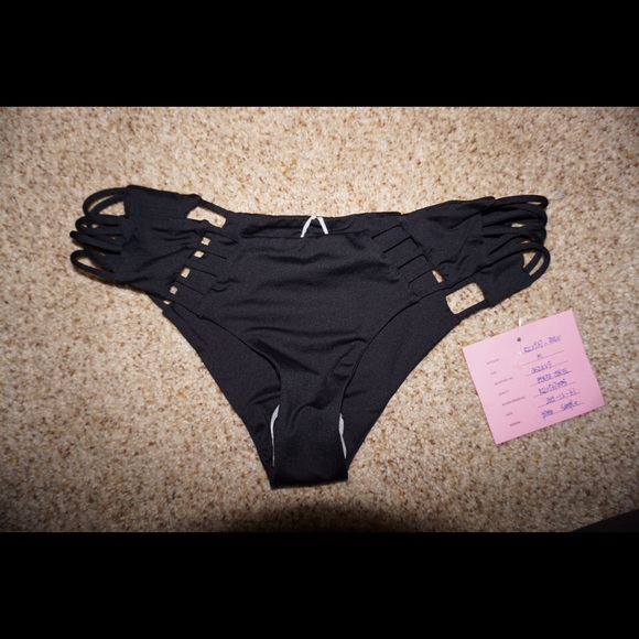 Bikini bottoms