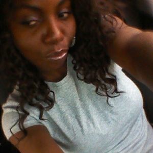 Meet your Posher, Ebony