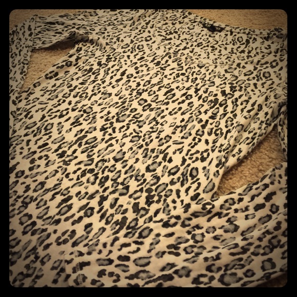 EXPRESS LONG SLEEVE SHIRT LEOPARD PRINT-NWOT