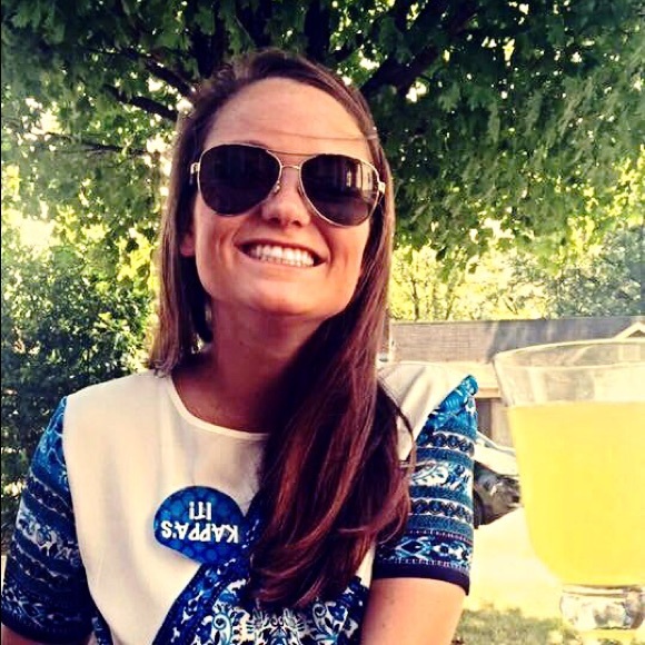 Meet your Posher, Katie - Picture 1 of 1