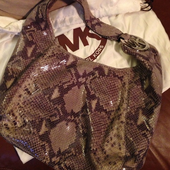 Michael Kors hobo
