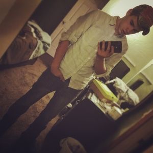 Meet your Posher, Connor