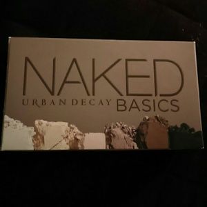 Urban Decay Naked Basics palette