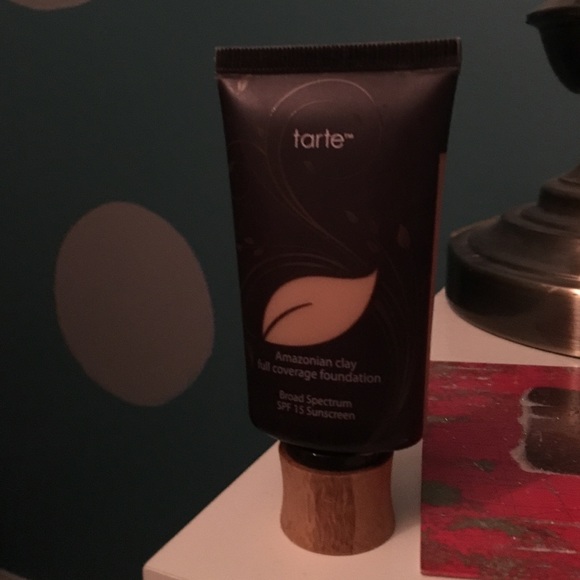 Tarte Amazonian clay full coverage foundation.