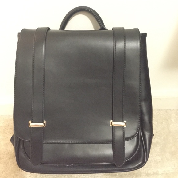 🌱 Black backpack 🌱