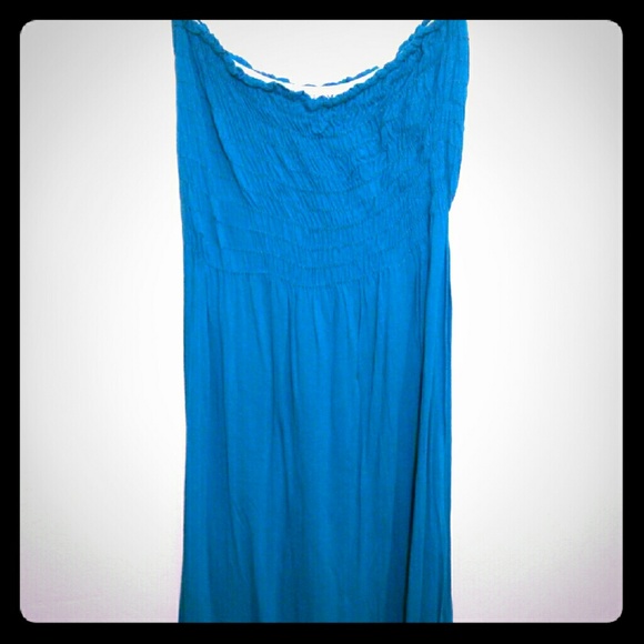 Ocean Blue Strapless Flowy Dress