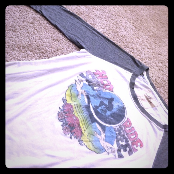 WOMENS HOLLISTER 3/4 SLEEVE VINTAGE TEE