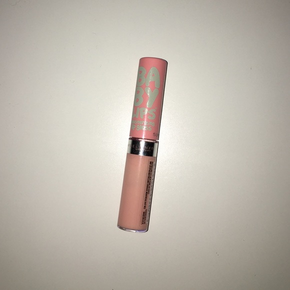 Maybelline Lips (Moisturizing Lip Gloss)