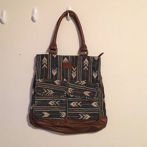 Billabong shoulder bag