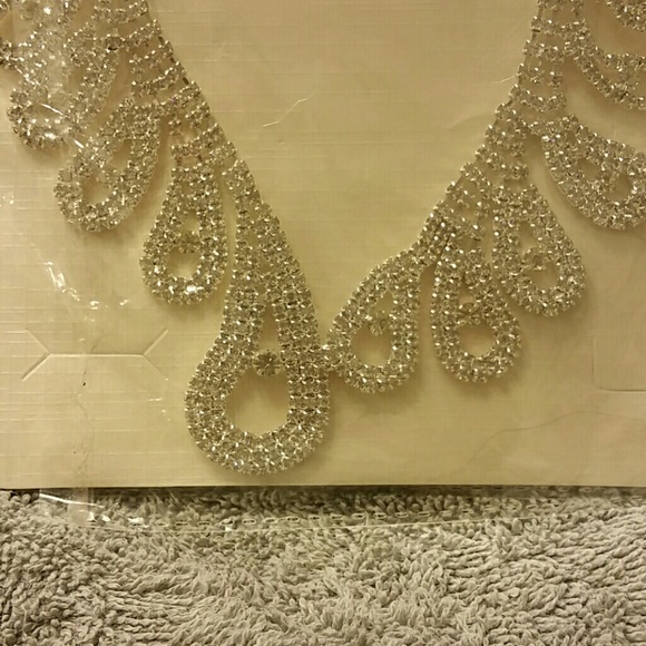 Necklace set SOLD on Merc - Picture 3 of 3