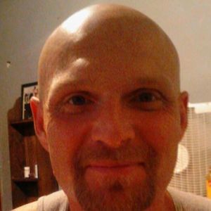 Meet your Posher, Ellis