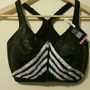 VS Knock Out Sport Bra