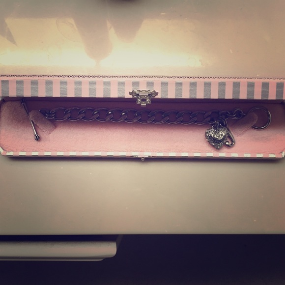 Juicy couture bracelet