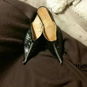 Tunisian shoes