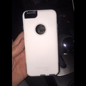 Brand new perfect condition otter box