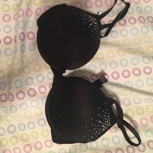 Never worn double push up bra