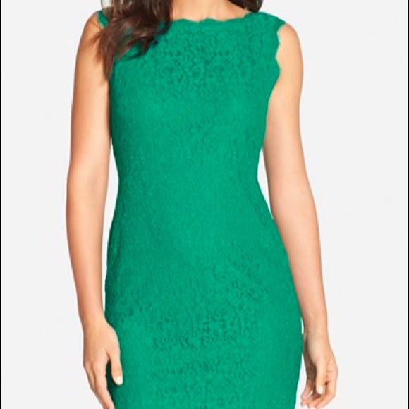 Adrianna Papell boat necklace sheath dress in sz 6