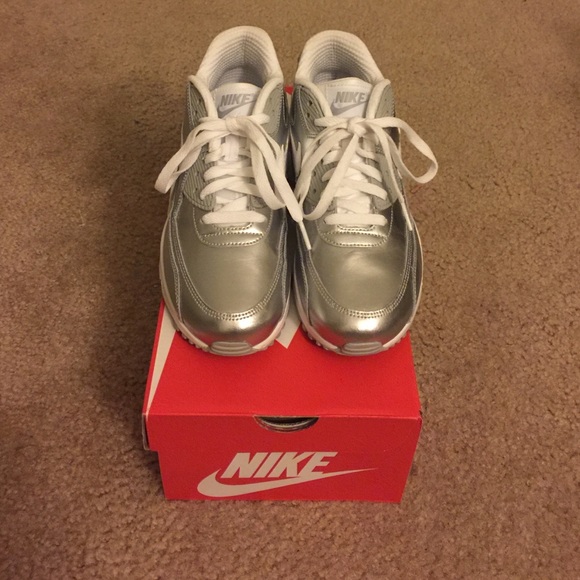 Metallic nike air max 90