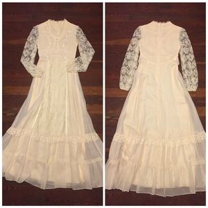 Vintage Wedding Dress