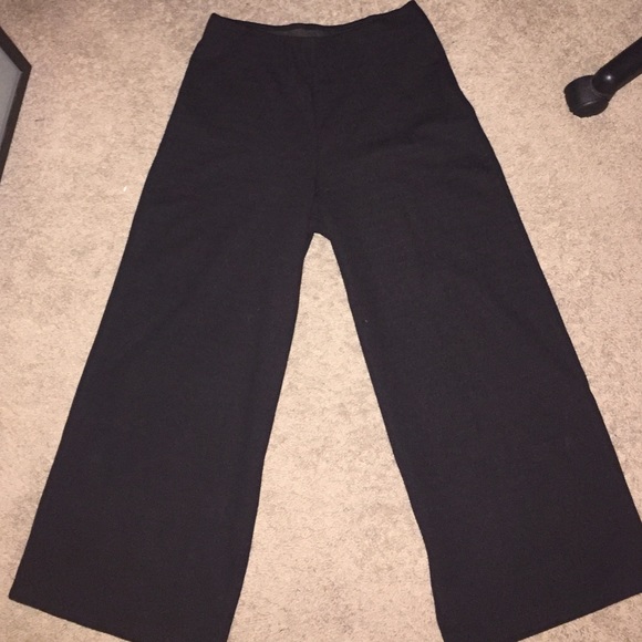 Zara Culottes Pants SMALL
