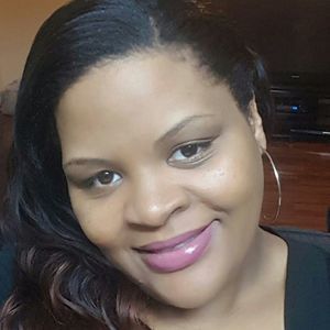 Meet your Posher, Racquel