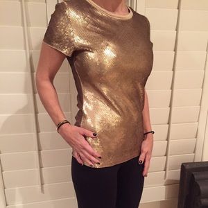 Gold sequence short sleeve