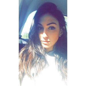 Meet your Posher, Valerie