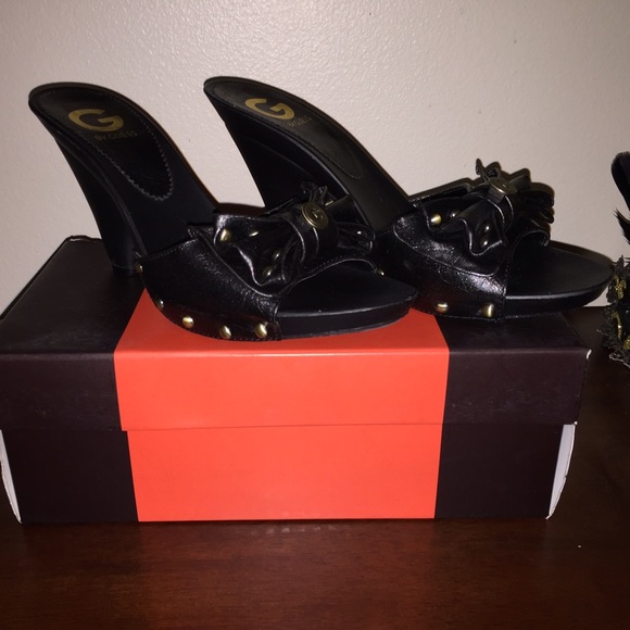 Guess Sandals