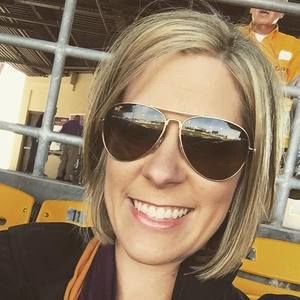 Meet your Posher, Lori