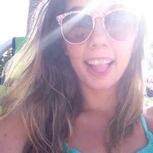 Meet your Posher, Nora