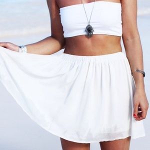 Brandy Melville white flowy skater skirt