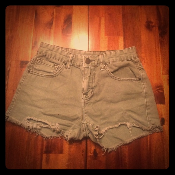 Green BDG Mid Rise Freja vintage fit size 24w