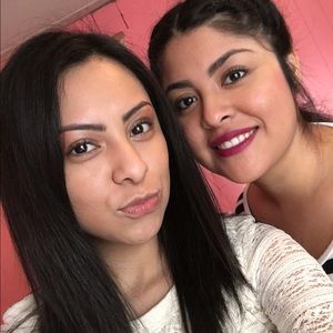 Meet your Posher, Anayeli