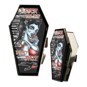 Kreepsville 666 compact mirror.