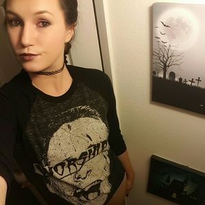 Meet your Posher, Elizabeth