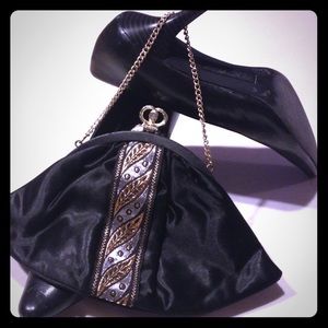 1950's Clutch Bag Blk/Silver/Gold w/clasp & chain