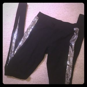 Leggings with sequins