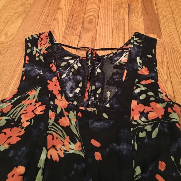 Ecote for Urban Outfitters floral dress - Picture 3 of 4