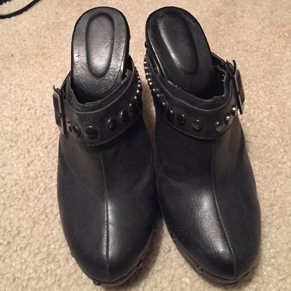 Slip on heels
